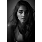 Pooja Hegde Instagram - @hegdepooja #whitetseries @namitaalexander @kajol_mulani @suhasshinde1