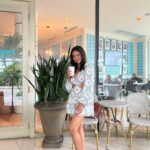 Pooja Jhaveri Instagram - Take me backkkkkkk 🌊🏝👙 . . One of the places I have had on my list for a long time… #miami ✔️ . . My stay at @shelbornesobe was nothing less than a dream ! Firstly the location was right on the beach, just the way I like it. The view from my room was stunning… I can say the beach looked different on different hours of the day 😍 Their pool area was soo cool with a pop of pink and the aesthetics were beautifully taken care of ! The staff was cordial, the lobby was stunning. The coffee area and the food was decent. I was sold for the hotel had their private beach with their private beach beds for free for their customers, now isn’t this the coolest thing? I am only dreaming of going back to #miami ❤️ . . #beachlife #travelblogger #travelstories #beachwear #bikini #hotel #resorts #southbeach #miamibeach #miaminightlife #beachbabe #beachvibes #travelwithme #travelgram Shelborne South Beach