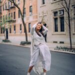 Pooja Jhaveri Instagram - My favorite is the 3rd picture ! . . #swipeleft . . Outfit: @sajdabysuman 📸 : @satanssj . . #photoshoot #fashionphotoshoot #streetphotography #newyork #fashiondesigner #fashionweek #desigirl #desioutfit #indianwear #indiandesigners #fashionista #instagram #instagood #instafashion #instadaily #instanewyork New York City, N.Y.