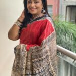 Poornima Bhagyaraj Instagram - Stunning colour combo in geecha tussar with Madhubani art work. Available exclusively @varshaonline. Grab yours now. Blouse designed exclusively @poornimas_store