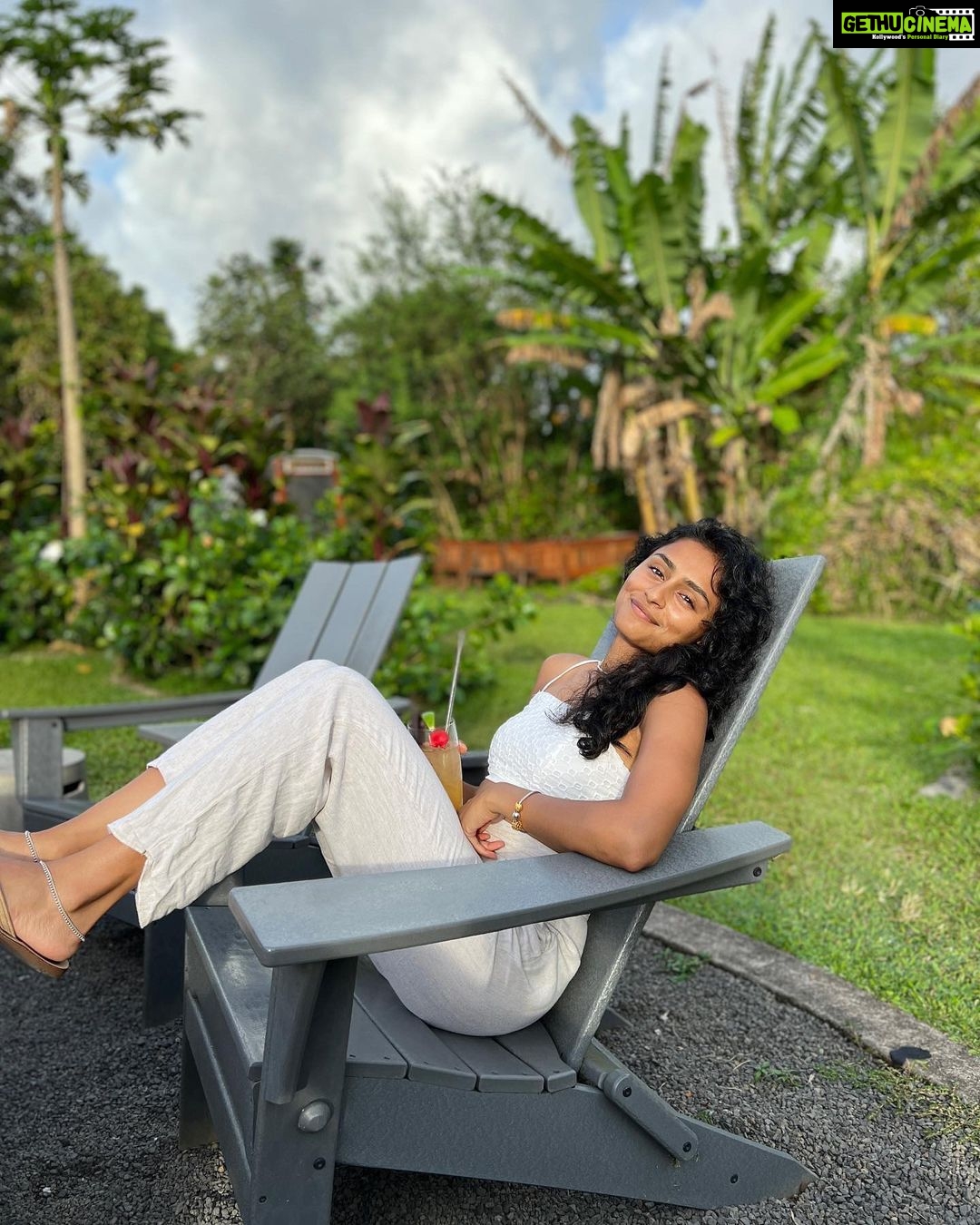 Pragathi Guruprasad Instagram - finished a 75 day challenge just in time to celebrate in paradise 🌴🥥 Princeville, Hawaii
