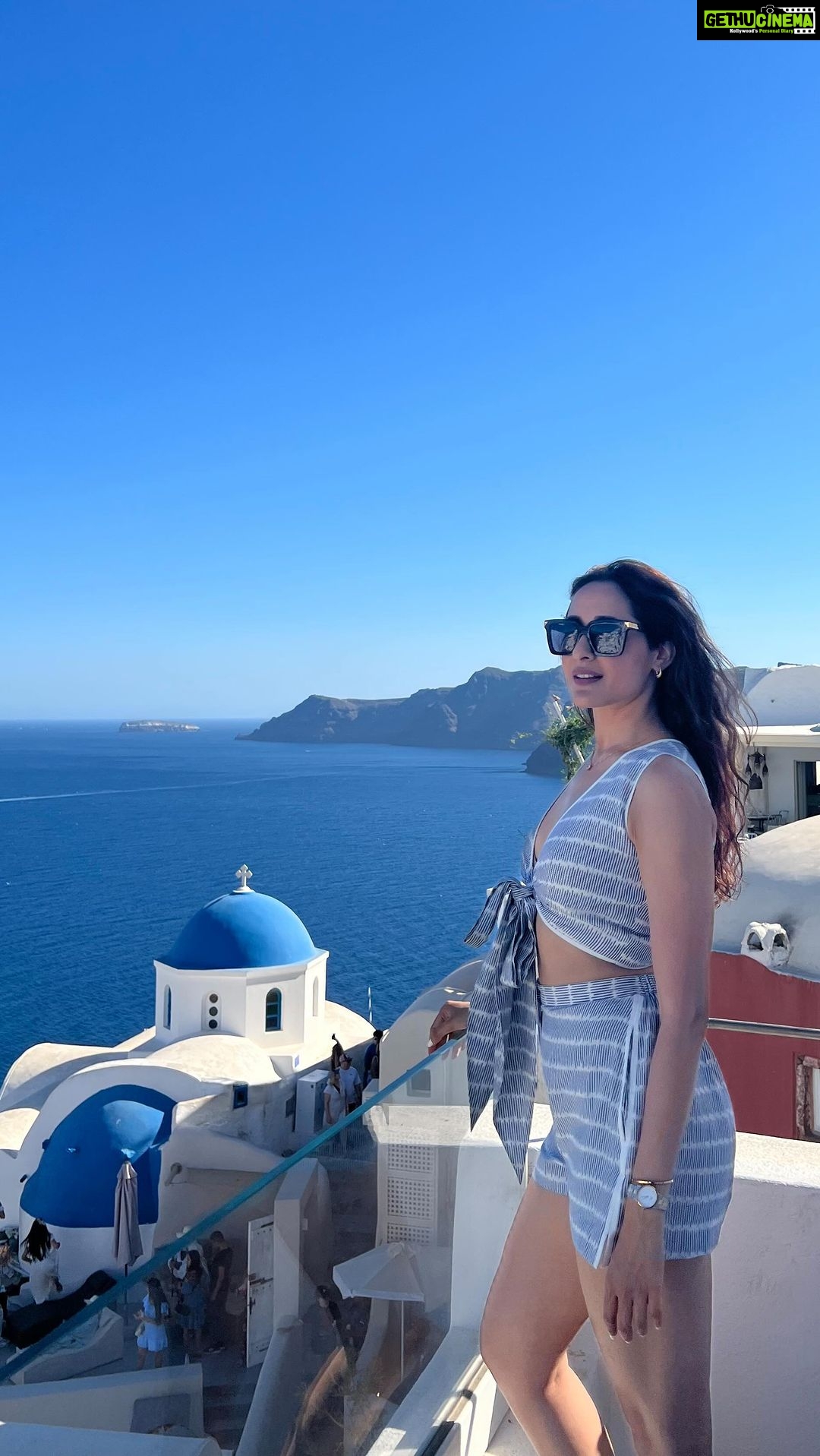 Pragya Jaiswal Instagram - Santorini - So blue-tiful 💙💙 Santorini, Greece