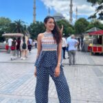 Pragya Jaiswal Instagram – Meanwhile, in Istanbul… 💙💙

Outfit @shopverb 
Earrings @ethnicandaz 
Styling @anshikaav 
Assisted by @tanazfatima Istanbul, Turkey