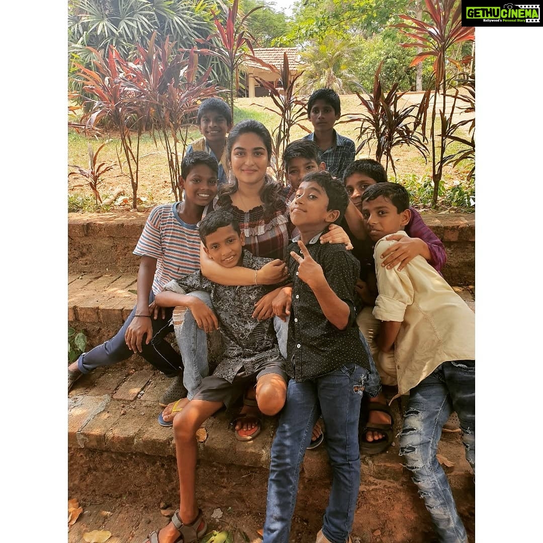 Prayaga Martin Instagram - Never grow up ! #saycheese #allsmiles SOS Children's Villages Of India