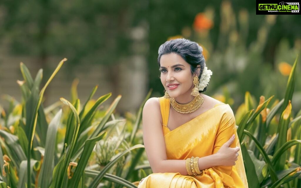 Priya Anand Instagram - Years ago today I made my debut with Vaamanan! With a heart full of Sunshine I thank each and everyone of you that have been a part of this journey with me! 💛💛💛 Thank you @director_ahmed @krishna.arvind for the opportunity & @itsyuvan for the most timeless album ever! 💛💛💛 Beauty @vedya.hmua Shot by @parvathamsuhasphotography