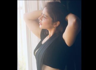 Priyanka Jawalkar Instagram - Who dat ? 🖤