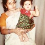 Priyanka Jawalkar Instagram - Mumma and I ♥️