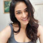 Priyanka Jawalkar Instagram – Hello fam 🐣