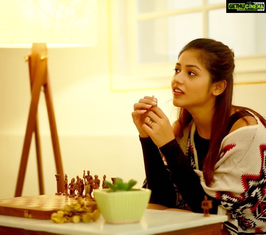 Priyanka Jawalkar Instagram - Did you just say you didn’t find me in teaser 😧 😂 Roastery Coffee House