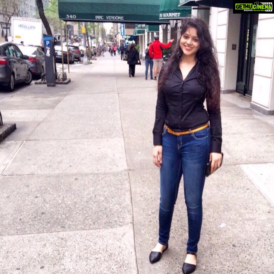 Priyanka Jawalkar Instagram - #throwbacktolastspring ❤ Manhattan, New York
