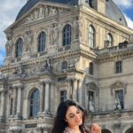 Priyanka Mohan Instagram – ☀️🤍 Pyramide du Louvre