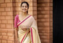 Priyanka Nair Instagram - ❤️❤️ 📸 @shibu.bokehpix #saree#priyankanair#sareelove