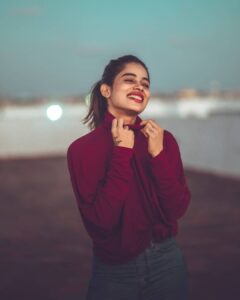 Priyanka Ruth Instagram - Be happy with ur own way 🤞🤞🤞

#beyourself #behappy😊#positivevibes #thinkpositive🍀#selflove#bestrong💪#positivity#keepsmiling#hope#dreambig#picoftheday #saipriyankaruth
. 
.
📸 @stark_creativestudios
