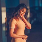 Priyanka Ruth Instagram - Yellow love 💛 #beyourself #behappy😊#positivevibes #thinkpositive🍀#selflove#bestrong💪#positivity#keepsmiling#hope#dreambig#picoftheday #saipriyankaruth . . 📸 @stark_creativestudios