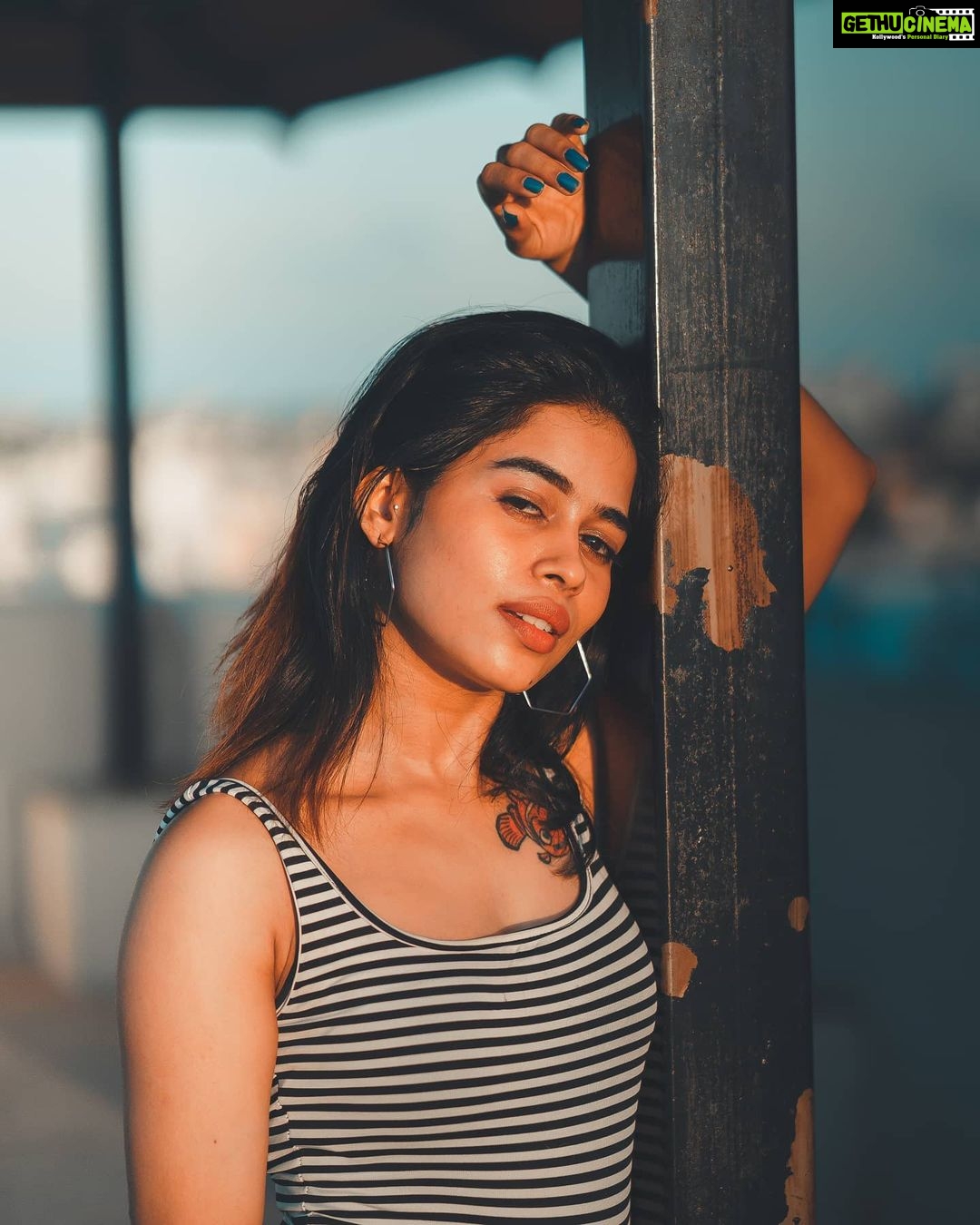 Priyanka Ruth - 6.8K Likes - Love yourself first and everything else falls
Into line.❤️❤️❤️
#beyourself #behappy😊#positivevibes #thinkpositive🍀#selflove#bestrong💪#positivity#keepsmiling#hope#dreambig#picoftheday #saipriyankaruth
.
.
📸 @stark_creativestudios