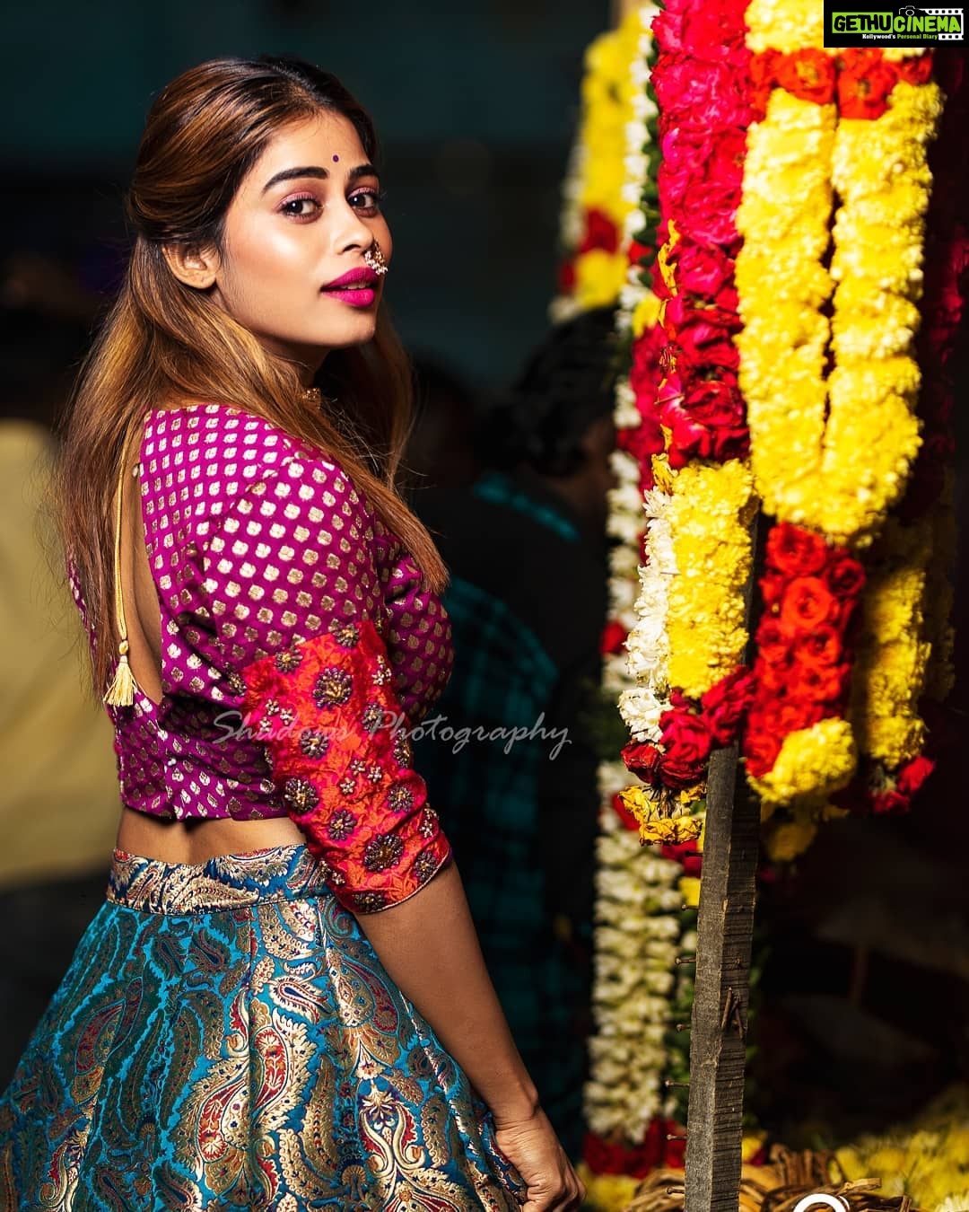 Priyanka Ruth Instagram - Happy pongal✨ . . . #feelingblessed#loveyourself#behappy Makeup - @kaviyaartistry Hairstyle - @renuga_hairstylist Costume - @mv_bridalcouture Photography - @shadowsphotographyy Jwells - @jcsjewelcreations