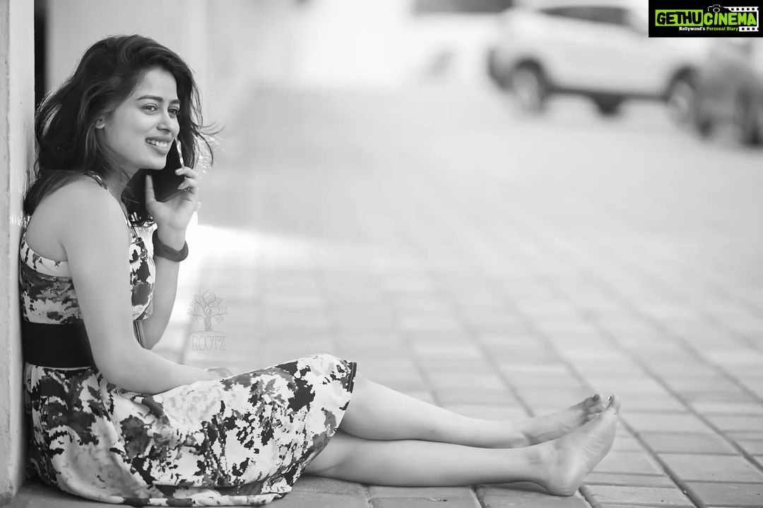 Priyanka Ruth Instagram - My heart melts wen i hear ur voice, my face blooms and my heart always needs u forever ❤ . . . . . #staysafe#stayhome#besafe #putmaskonyourface😷✔️ #lifeisbeautiful❤️ #lovemyself❤ #lovesong#beyourself #behappy😊 #selflove #believeinyourself #keepsmiling #thinkpositive🍀#positivity #positivevibes #saipriyankaruth 📸@rootzstudios