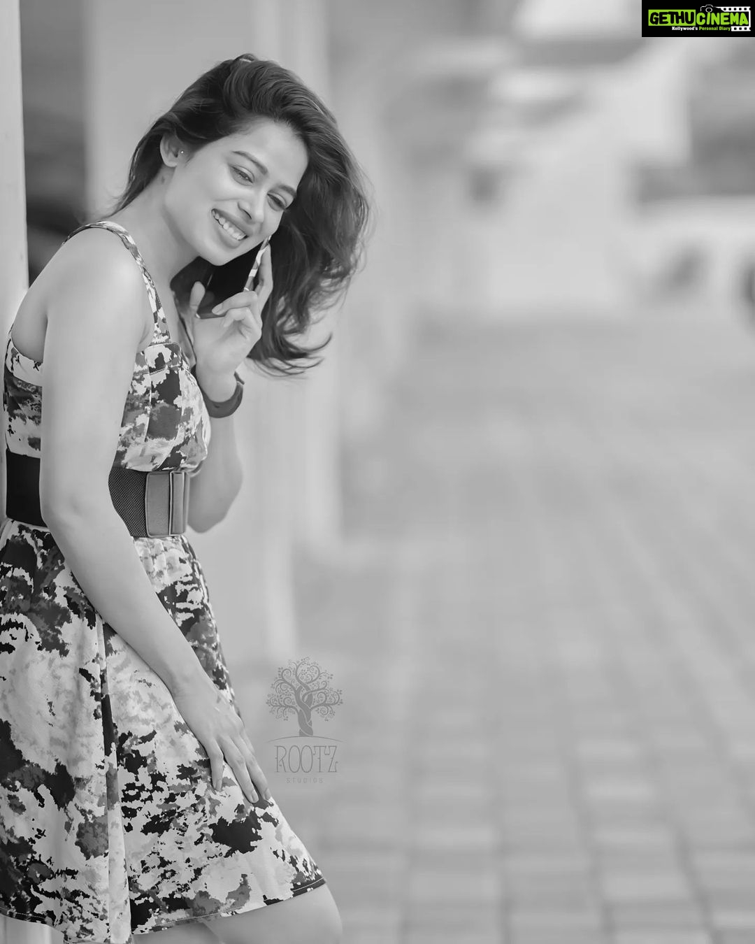 Priyanka Ruth Instagram - My heart melts wen i hear ur voice, my face blooms and my heart always needs u forever ❤ . . . . . #staysafe#stayhome#besafe #putmaskonyourface😷✔️ #lifeisbeautiful❤️ #lovemyself❤ #lovesong#beyourself #behappy😊 #selflove #believeinyourself #keepsmiling #thinkpositive🍀#positivity #positivevibes #saipriyankaruth 📸@rootzstudios