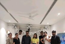 R. Sarathkumar Instagram - Birthday dinner hosted by @varusarathkumar at her place in Hyderabad #birthday #vamsipaidipally . . . . . . #birthdaycelebration #birthdaycake #shyam #thalapathy66 #thalapathy66team #vijayfilm #varalaxmisarathkumar #team #thankyou❤️