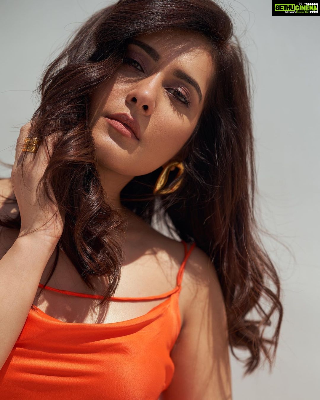 Raashi Khanna Instagram - Think π is my colour.! #thankyou promotions Silk slip dress by @malie.official Accessories from @misho_designs Styling @jukalker Makeup @makeupartistkarishmabajaj Hair @hairgaragebynatasha πΈ @eshaangirri