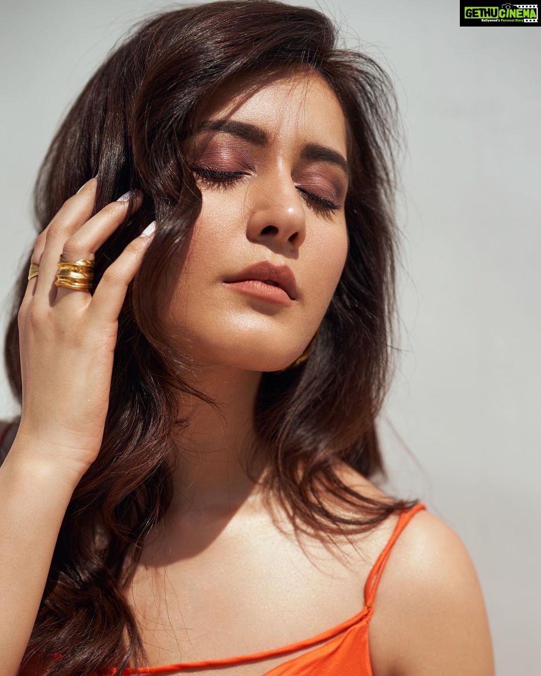 Raashi Khanna Instagram - Think π is my colour.! #thankyou promotions Silk slip dress by @malie.official Accessories from @misho_designs Styling @jukalker Makeup @makeupartistkarishmabajaj Hair @hairgaragebynatasha πΈ @eshaangirri