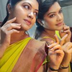 Rachitha Mahalakshmi Instagram - Kannadi munnadi.... 🥰😇😇😇😇 #idhusollamarandhakadhai