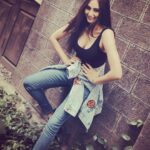Ragini Dwivedi Instagram - EMBRACE: your inner glow 🫶🏾🫶🏾🫶🏾 Pic @shalnigowda_official Wearing @forever21_in #raginidwivedi #chennai #shooting #actorslife #actress #positivethoughts #potd #photooftheday #photoshoot #influencer #viralpost #trending #trend #denimjacket #denimstyle #intsagood #instagood #instafashion #instamood Chennai, India