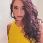 Ragini Dwivedi Instagram – CHECK THIS 😈💋
Makeup and hair by @shalnigowda_official @shalnigowda_artistry 

#raginidwivedi #trendingreels #trendingsongs #trending #trend #trendingnow #trendsetter #pose #reelsinstagram #reelsvideo #reelkarofeelkaro #reelitfeelit #reelindia #viralvideos #viralreels #instagood #instagram #instafashion #instamood