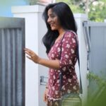 Rajisha Vijayan Instagram - Happy days are here 🎤🎼 My current favourite bag is this blue boho print sling from @newleaf.store 💙 Outfit: @muchlovestore