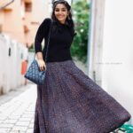 Rajisha Vijayan Instagram - Dia 💫 Not a victim, a survivor. @manju_aestheticsoul Outfit: @kalamkaari Bag: @pupaclothing PC: @sanil_sathyadev #standupmovie