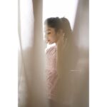 Rajisha Vijayan Instagram – Midway to a pose ✨
@jiksonphotography 📸
@hipcastle_ 👚
@shiva_makeover 💄