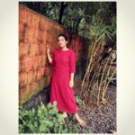 Rajisha Vijayan Instagram – The best thing about the designs of @roukabysreejithjeevan is how much they evolve with their designs yet stay close to our roots, sometimes with the color palette or with a tiny bird or the majestic elephant or as in this case a tiny golden border at the bottom. Always love wearing your creations @sreejithjeevan ♥️
👠 @themadrastrunk 📸 @sanif_uc_hakuna_matata