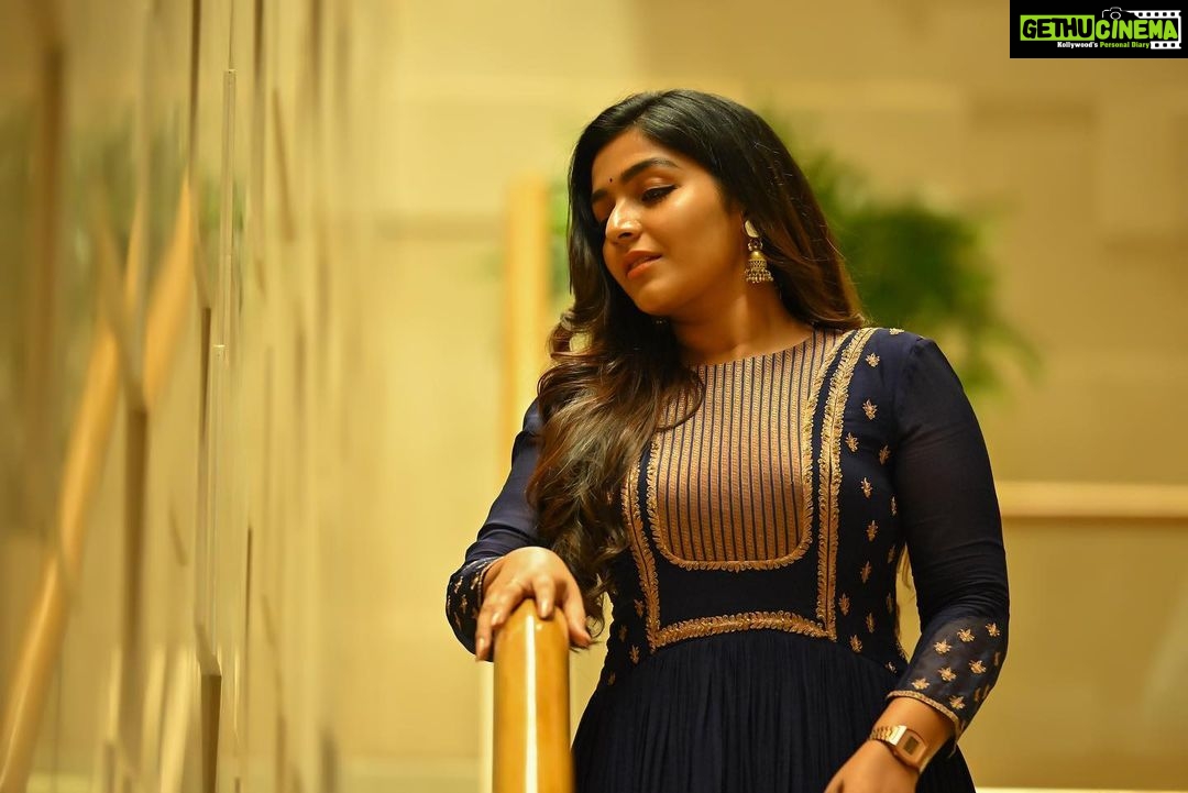 Rajisha Vijayan Instagram - For Rama Rao On Duty Pre Release Event ♥️ 👗 - @tanva_by_deepika 📷 - @sridharchadalawada Styling - @anushapunjala Asst by - @sindhura_reddy97 #ramaraoonduty #prereleaseevent #rajishavijayan #raviteja