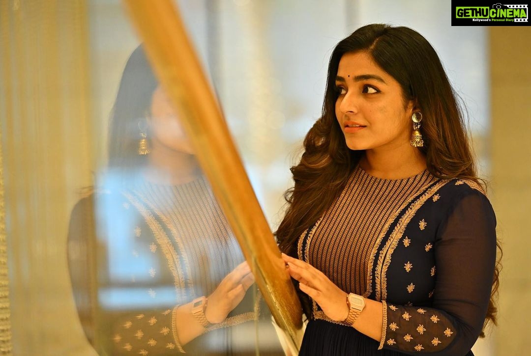 Rajisha Vijayan Instagram - For Rama Rao On Duty Pre Release Event ♥️ 👗 - @tanva_by_deepika 📷 - @sridharchadalawada Styling - @anushapunjala Asst by - @sindhura_reddy97 #ramaraoonduty #prereleaseevent #rajishavijayan #raviteja
