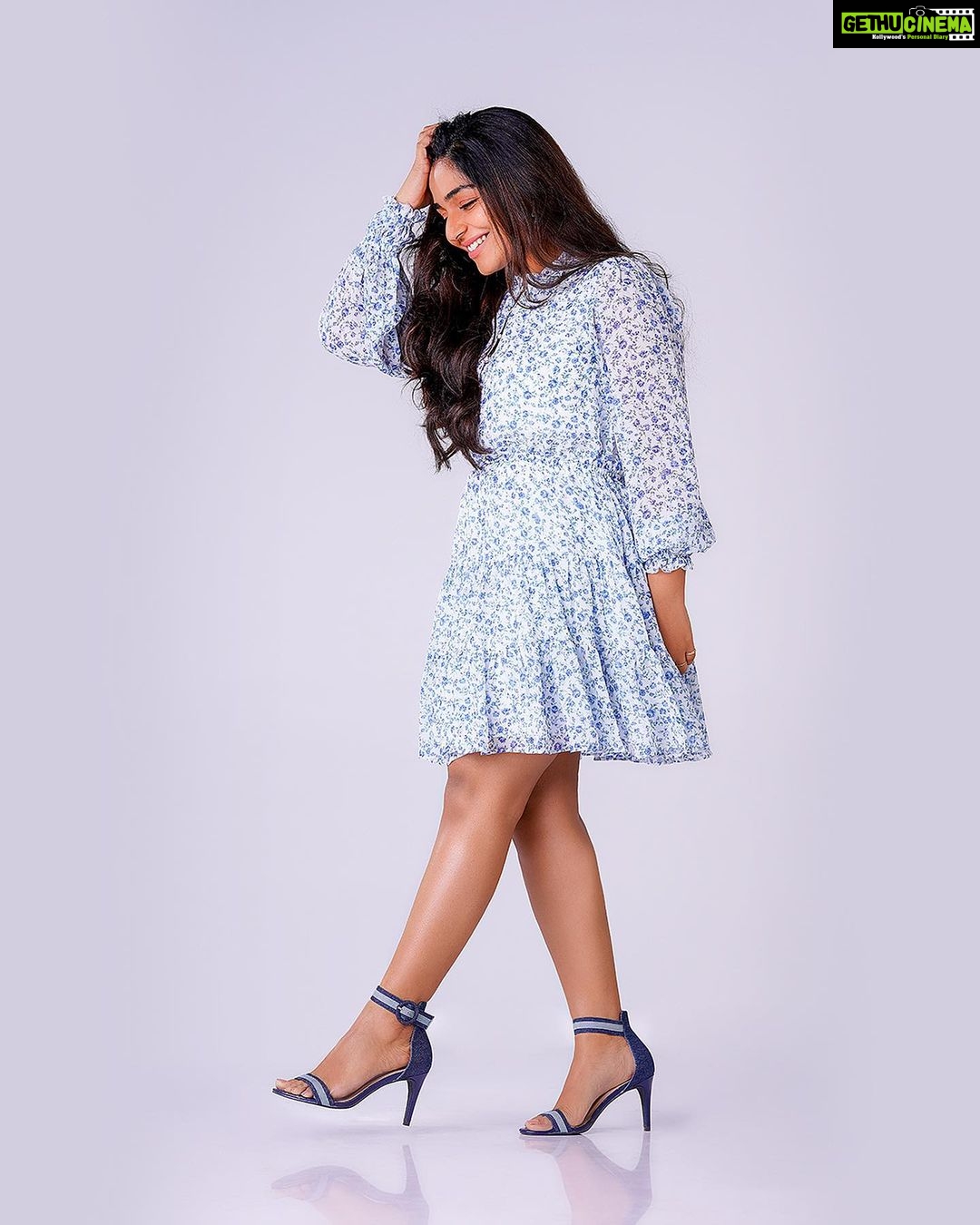 Rajisha Vijayan Instagram - Victorian bluebell ❄️ Featured on: @vanithamagazine Photography: @basilpaulo.in Styling: @styledbysmiji Coordinator: @pushpamathew28 Hair and Makeup : @femy_antony__ Edits and retouch: @asku_busk Hair and makeup assist: @sharath_8686 Shoot assist : @yin_yang_popy Video: Anoop Ashokan