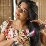 Rajisha Vijayan Instagram - Treating my locks with the best hair styling tool- Dyson Airwrap ❤️ I love styling my hair but at the same I make sure to take care of its health too. My Airwrap makes sure I get the best of both worlds because it gives me versatile styles without damaging my hair! @dyson_india #GoodByeExtremeHeat #DysonHairatHome #DysonAirwrap #DysonIndia