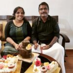 Rajisha Vijayan Instagram - Luckiest to be yours, Happiest to witness this love. Anniversary wishes to my heart and soul! ♥️ @lecakefactory you guys made this extra special 🤗