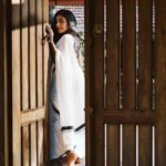 Rajisha Vijayan Instagram - ഇടനാഴിയിലെ കാലൊച്ച...