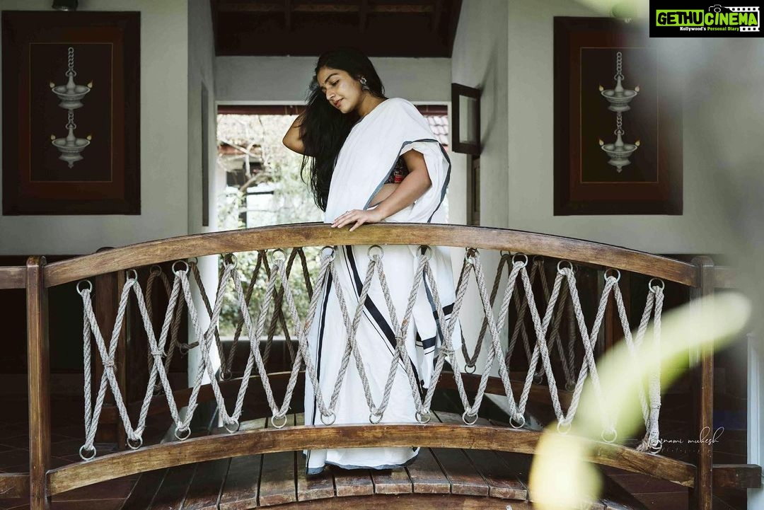Rajisha Vijayan Instagram - A pinch of quaintness might just be the bridge between now and then. ♥️ @pournami_mukesh_photography 📷