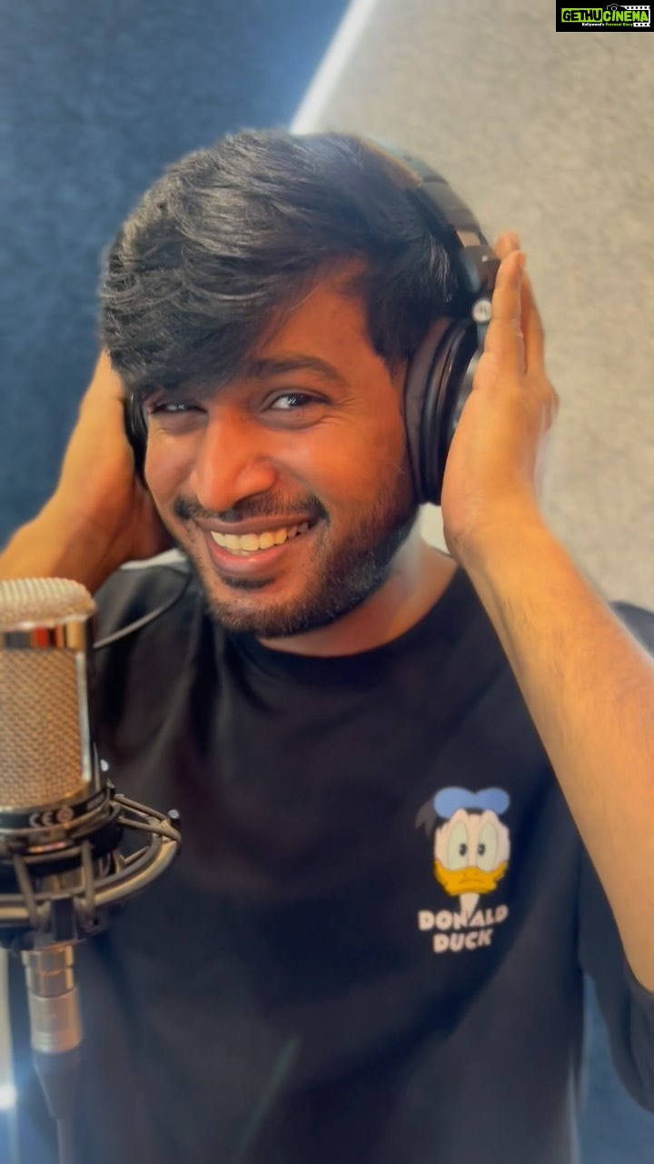 Rakshan - 417K Likes - Sondha Kuralil paada romba Naazha Aasai 😍 #forgiveme😋