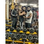 Ram Pothineni Instagram - Train with the best..& they take care of the rest! Thank you @kuldepsethi & @parminder.sethi.96 for leaving your work,family & life behind just to help me reach my goal. #RaPo2point0 #ismartshankar