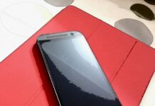 Ram Pothineni Instagram - #HTC #iPhoneKiller #BestAndroidPhone #firstpost
