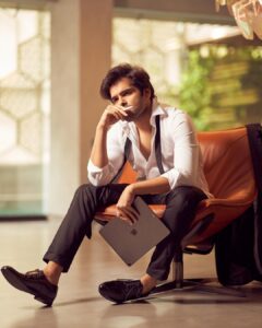 Ram Pothineni Instagram - I’m at work..I’m at home..
Go formal..Go easy..the #WFH Look
Love..
#RAPO 

Clicked by: @eshaangirri 
Styled by: @harmann_kaur_2.0 
Thank you @_deepthee_ 
Location: #CASARAPO