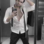Ram Pothineni Instagram - Posting a picture of me wondering what to post for my 2Million insta family..😘 You guys are my energy..⚡️ Love.. #RAPO