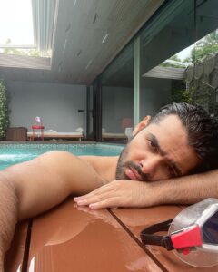 Ram Pothineni Instagram - Summers suck! Yeah?…😒