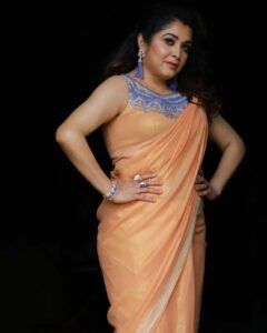 Ramya Krishnan Instagram - Get out there and live a little...
#bbjodigal2 

@vijaytelevision @disneyplushotstar

Outfit : @sidneysladen @sidneysladenofficial
MUA :  @artistrybyolivia 
Jewellery :  @challani_jewellery
Hair : @manohar_hair