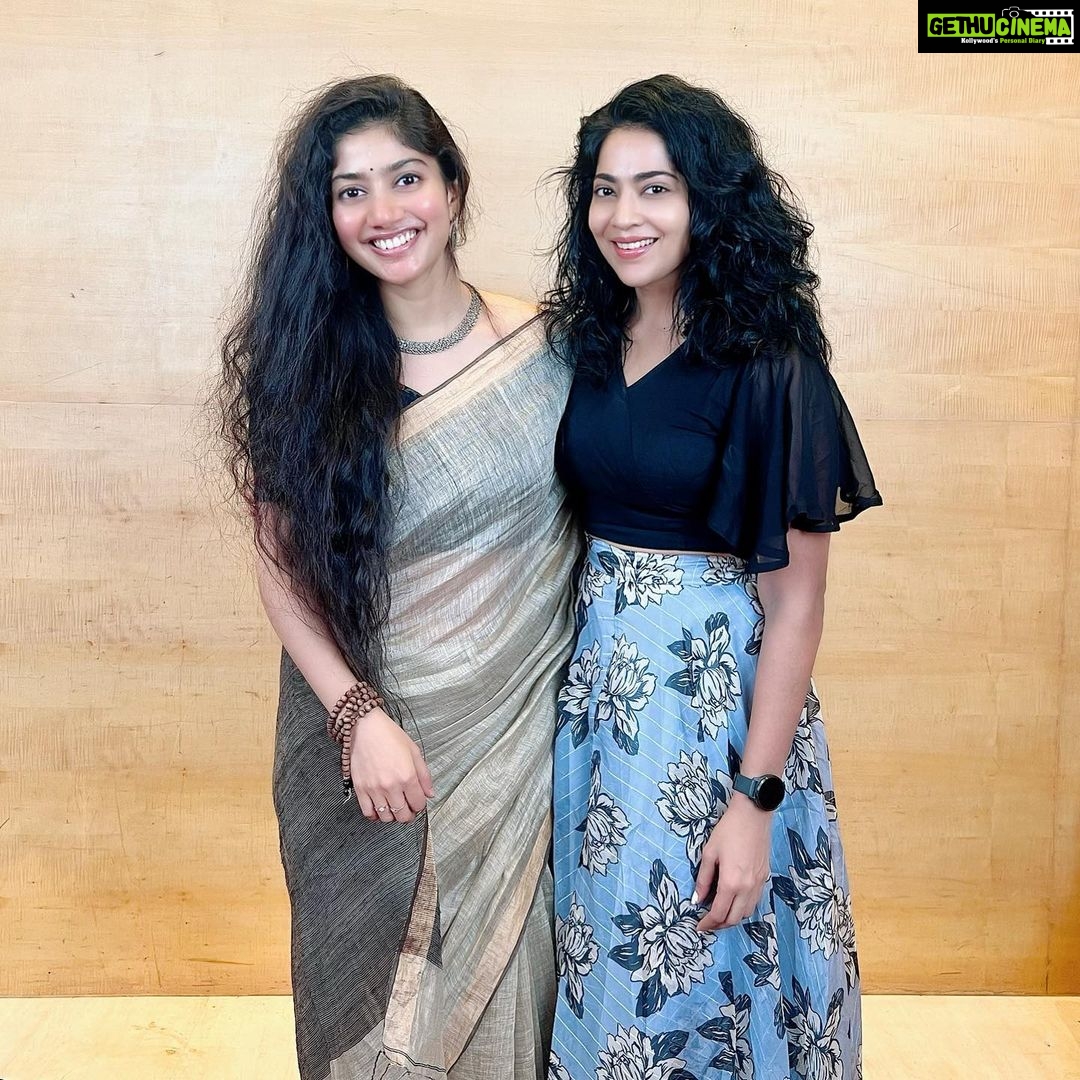 Ramya Subramanian Instagram - I think the BEST FILM Of This Year has just come out 🔥🔥🔥 Gargi is this One Woman’s Show 💯🔥! A riveting watch that will stone the viewer and freeze you in shock . A terrific film that screams honesty everywhere . Don’t read the reviews and go watch before you hear the plot and spoilers . Dedicating this post to the S-HERO @saipallavi.senthamarai ♥️♥️♥️♥️