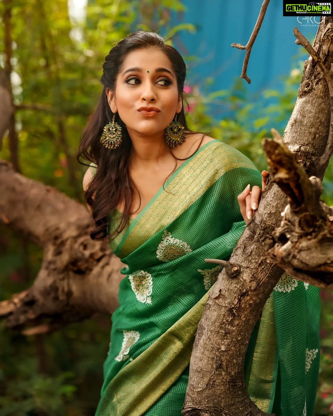 Actress Rashmi Gautam HD Photos and Wallpapers July 2022 - Gethu Cinema