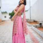 Rashmi Gautam Instagram – Outfit by @varahi_couture 
P.c @ravi_cross_clickx
#RashmiGautam
#rashmigautam