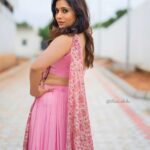 Rashmi Gautam Instagram – Outfit by @varahi_couture 
P.c @ravi_cross_clickx
#RashmiGautam
#rashmigautam